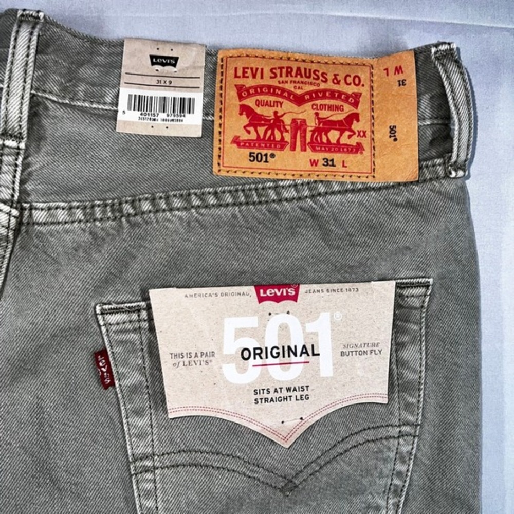 Levis 501 Button Fly Shorts Sage Green 31-32 Waist NWT Grunge Normcore Casual - Picture 3 of 11